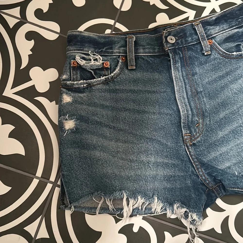 Abercrombie and Fitch Annie High Rise Shorts sz 28 6 Raw Hem - Picture 5 of 10